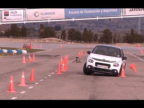 Citroën C3 PureTech 82 2017 – Maniobra de esquiva (moose test) y eslalon | km77.com