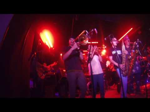 JariBu Afrobeat Arkestra - Devil (at Sala Clamores in Madrid)
