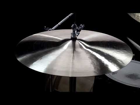 16 Hats, 1191g & 1051g - Handcrafted cymbals by Craig Lauritsen
