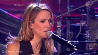 Sheryl Crow - &quot;Safe and Sound&quot; (Live in Chicago)