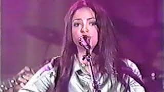 Shakira - Se Quiere, Se Mata (Live at Un Nuevo Dia 1996)