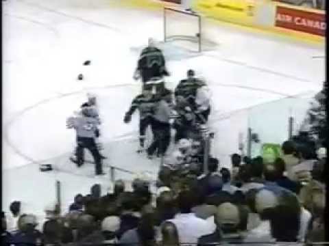 Brenden Morrow hits Ryan Smyth & Sean Brown vs. Dave Manson (Game 3 of '00 Playoffs) - Apr-16-2000