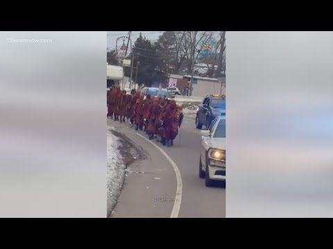 Buddhist monks continue Walk for Peace, entering Virginia on day 95