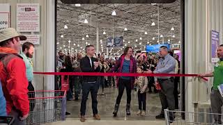 New Bend Costco ribbon-cutting