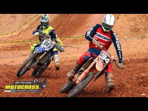 Disputa entre Honda e Yamaha no Campeonato Catarinense de Motocross em Canelinha SC