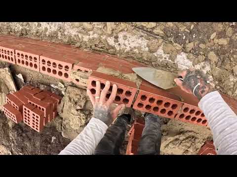 New site… dead start… 1500 bricks  👊🏻🧱 #workhard #bricklayer #brickwork