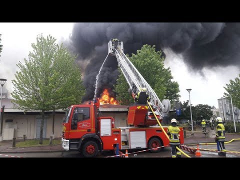 Yonne : un incendie criminel au centre commercial des Champs Plaisants