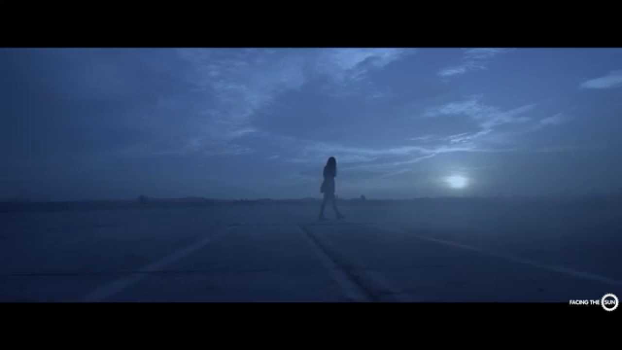 Маги Джанаварова & Bobo — 1 Minute