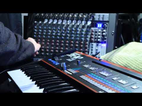 Roland JX-3P (Juno 106) SUPER CHORUS Effects Xenyx 2442FX Behringer Mixer