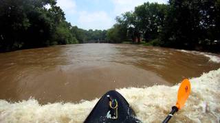 preview picture of video 'Elkhorn Creek, Epic Fail On Church Wave - 2011-07-09'