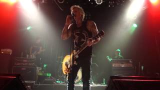 Mest (10) Living Dead @ Vinyl Music Hall (2016-02-08)