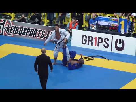 Felipe Pena vs Erberth Santos - IBJJF European Open 2016 - Black Adult - Open