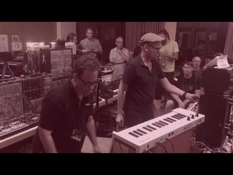Scotgard & Scotgard - Live @ Happy Knobbing 2017 - Modular Synthesizer Livejam