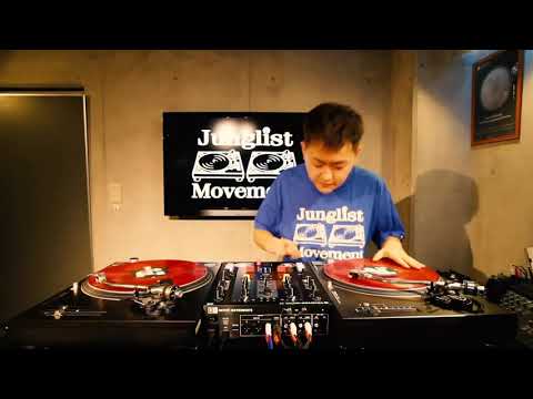 DJ Rena-Incredible routine