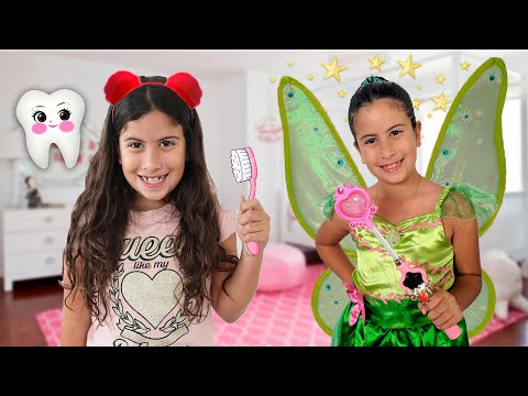 MARIA CLARA RECEIVES A VISIT FROM THE TOOTH FAIRY