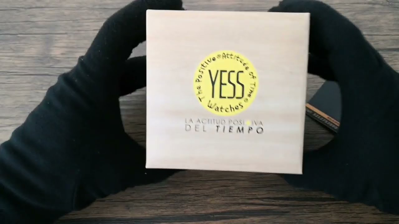 Watch Reloj YESS #Retro Para mujer Color #Plata con #dorado #oro Now Reloj YESS #Retro Para mujer Color #Plata con #dorado #oro