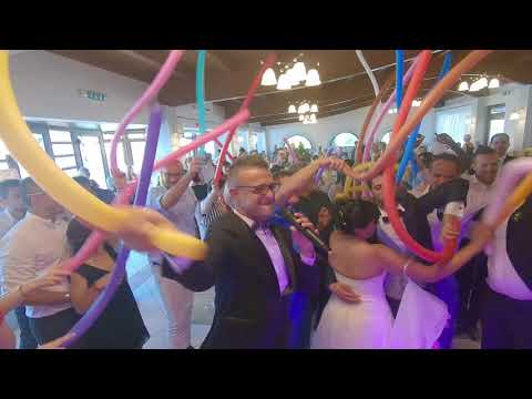 Divertimento al Matrimonio - Ingresso Sposi Divertente con Palloncini - Francesco Barattucci Showman