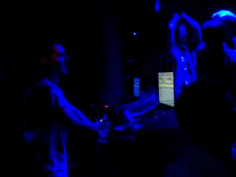 VERI ANNI @ Sui club (ancona) 02-04-2010 B2B Lorenzino - David Scaloni (Reboot - Caminando)