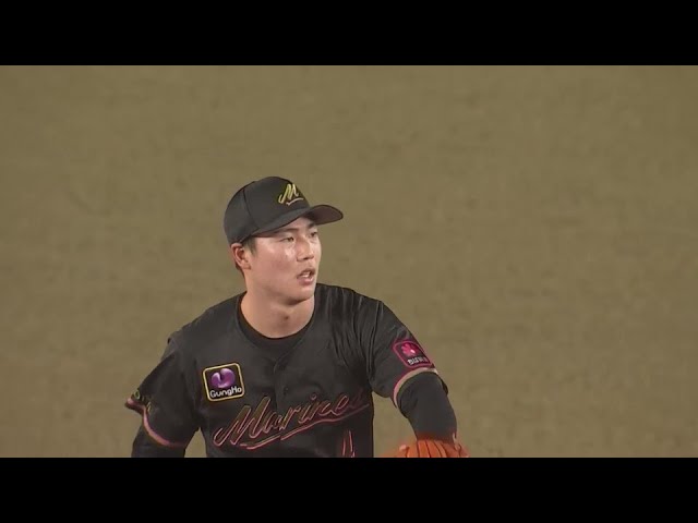 【6回表】マリーンズ・友杉篤輝 二遊間を抜けそうな打球に追いつくナイスプレー!!  2024年7月19日 千葉ロッテマリーンズ 対 北海道日本ハムファイターズ