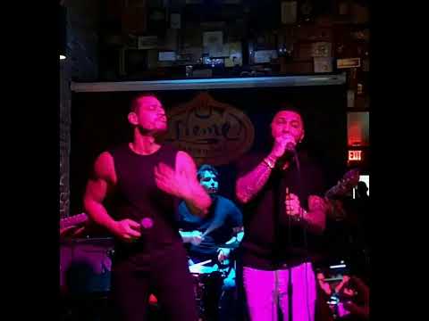 El Chacal ft Omi Kissyfiling