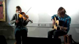 2010-01-31 001.MOV Ian Stephenson (UK): Guitar Emily Ball (UK): Violin
