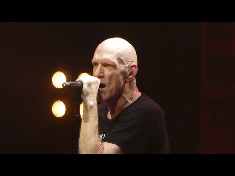 Midnight Oil - Beds are burning - Live Paris 2019