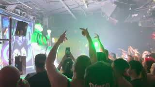 Twiztid - &quot;Anotha Smoke Break&quot; (Pt. 2) [Live]