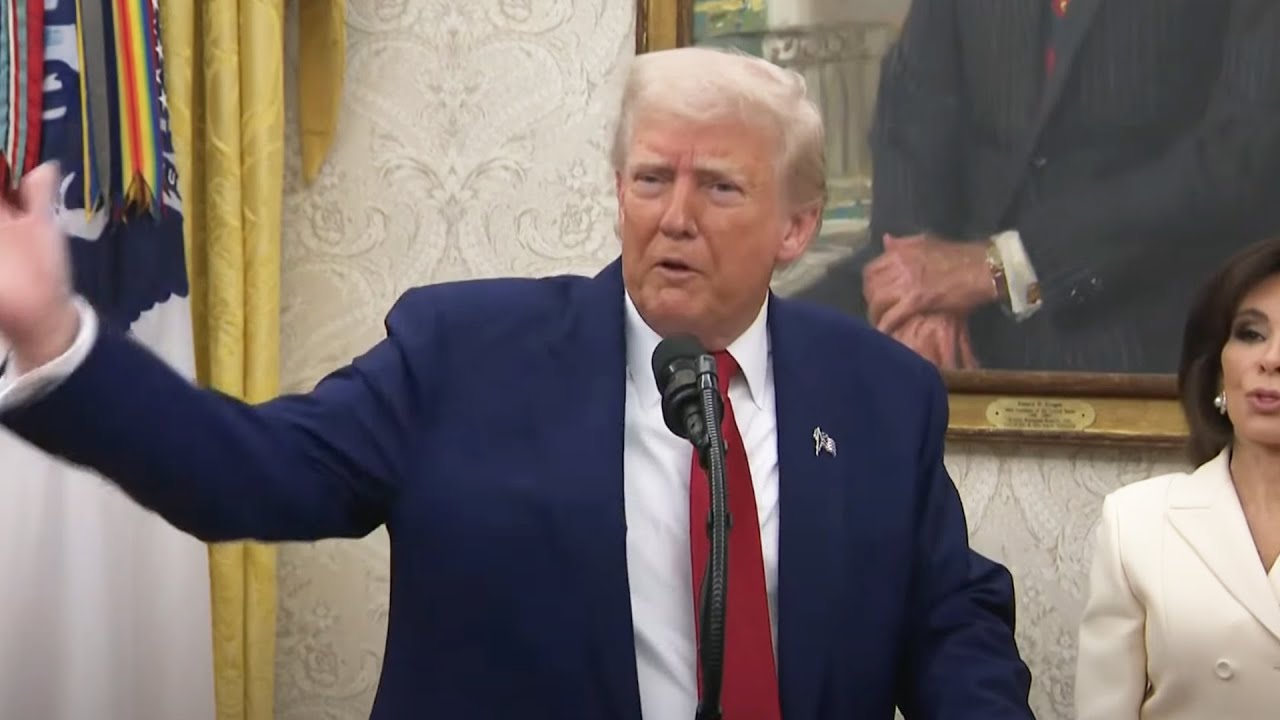 Completely disoriented Trump VISIBLY CONFUSED