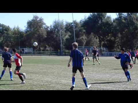 PVCV doet een snelle uitval en scoort, 3-1.