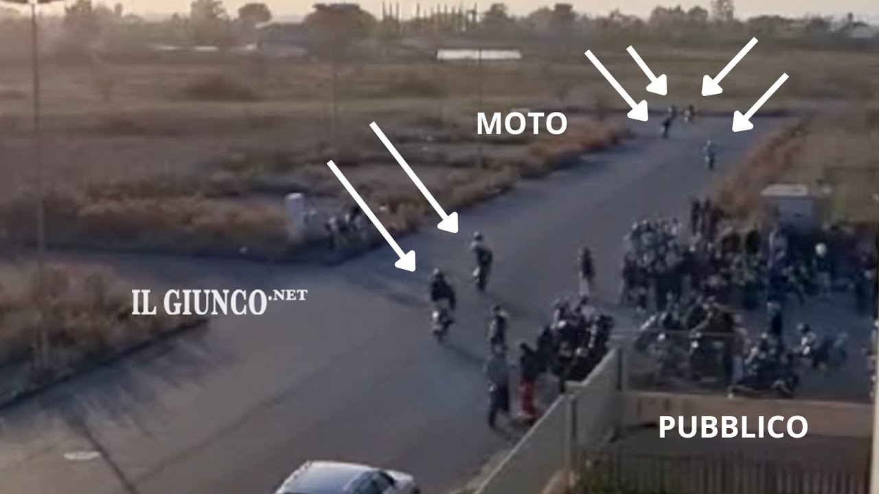 Corse clandestine in città: decine di moto, tifo da stadio