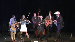 The Gravel Yard Bluegrass Band - I Feel The Blues Movin&#39; In