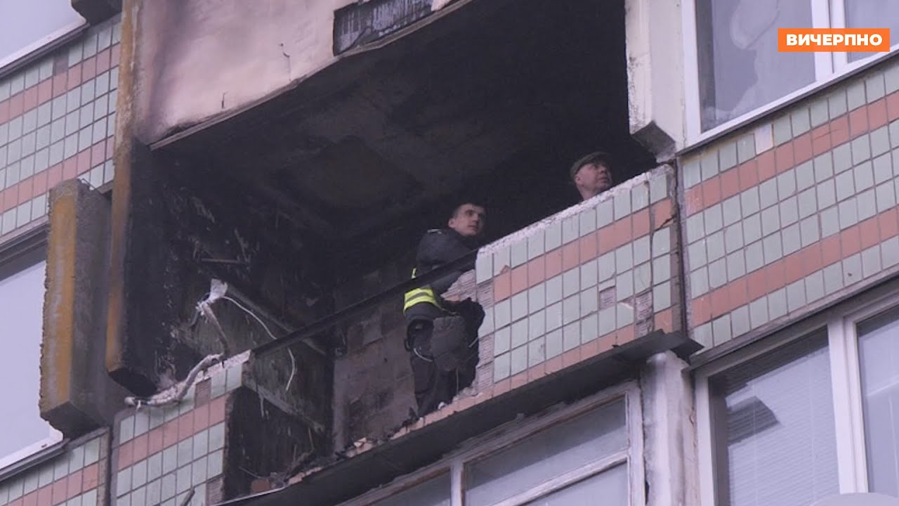 Репортаж із місця, куди в Черкасах упали уламки ворожого БпЛА