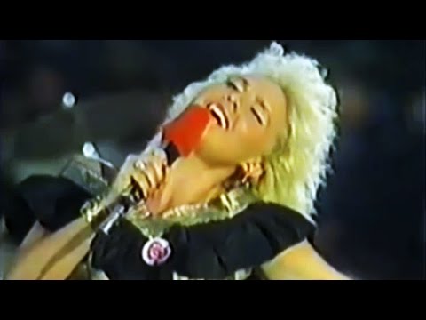 Lepa Brena - Okrećeš mi ledja - Mi smo s vama - (RTS 1988)