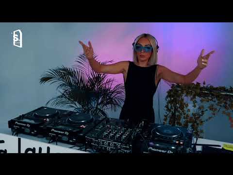 TITA LAU - TECH HOUSE & TECHNO IN THE MIX 2021