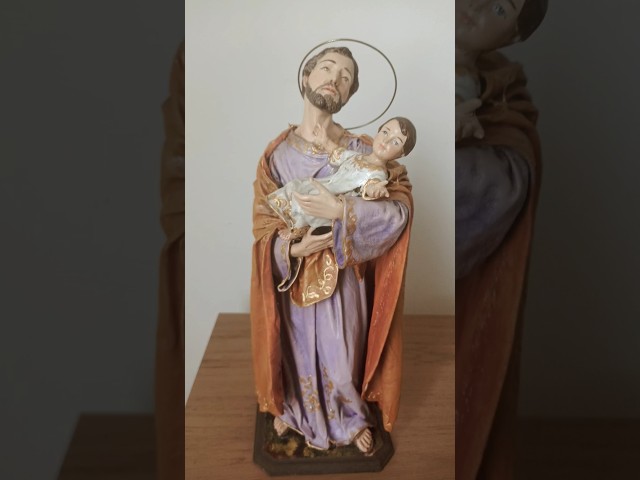 Vídeo relacionado con Holyart Estatuas del Niño Jesús: Niño Jesús con Aureola y Tela 25 cm