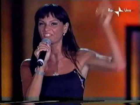 Annamaria Rizzi sings at 