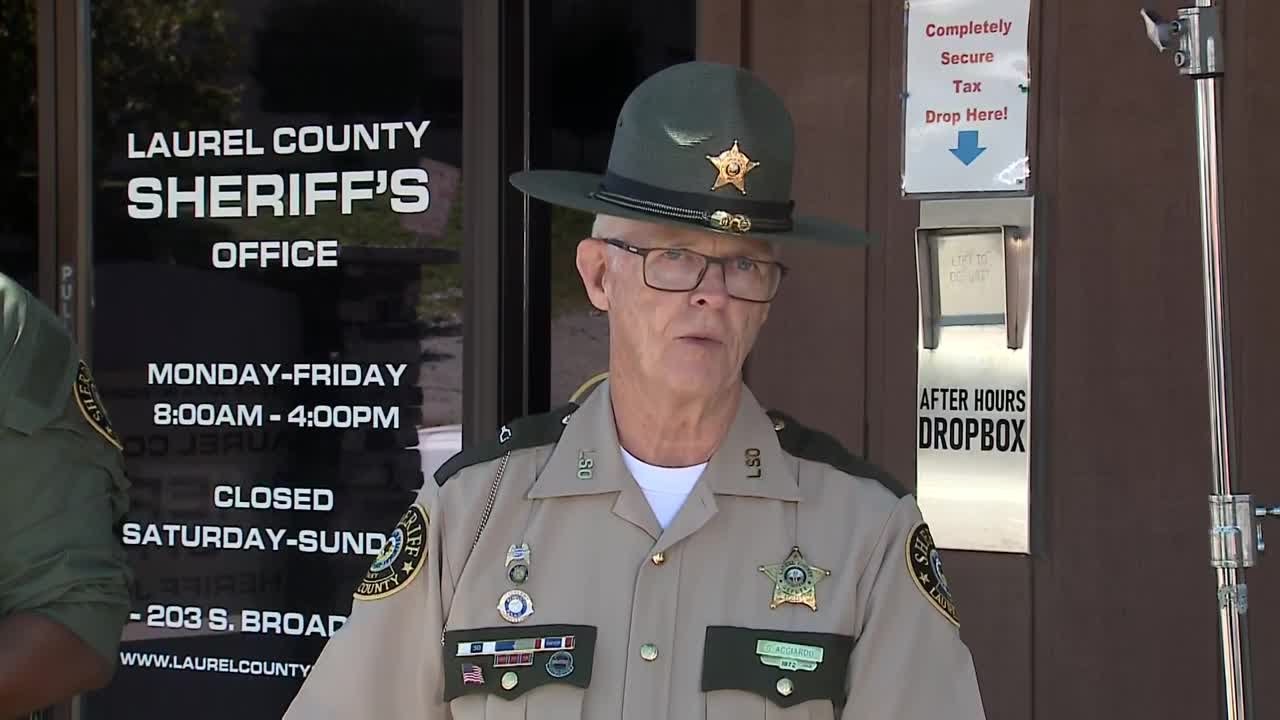 Laurel County Sheriff's Office says AR-15 style weapon found in woods during manhunt for person o...
