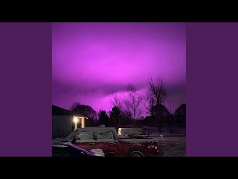 Magic pistol (feat. Coyo vera & Mack dinero)