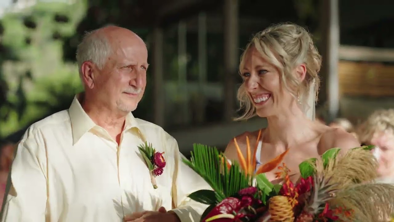Paradisiac Destination Wedding in Tamarindo - Brie + Alexey • Mil Besos