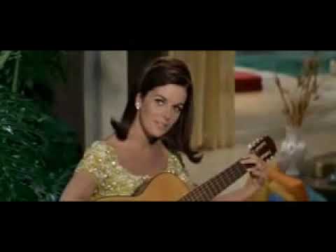 Claudine Longet -  Canción en la pelicula "The Party", La Fiesta Inolvidable  (El Show de GabyMel)