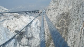 preview picture of video 'Ziplining in Mexico at La Huasteca Park'
