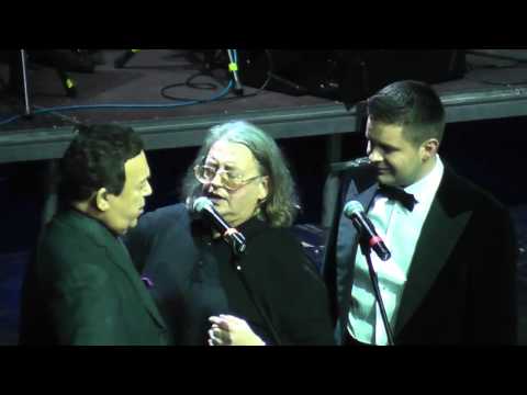 А.Градский, И.Кобзон, С.Волчков - Месяц на небе