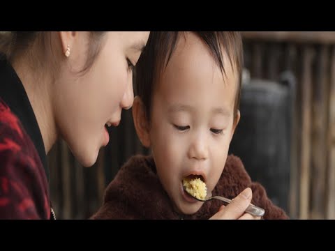 #EP210: A full day preparing smoked sausages, followed by picking cauliflower Thuy to sell.