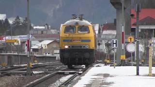 preview picture of video 'Immenstadt 28.12.2013 mit ALEX-Zugteilung, Bahnbau-Lok und sonstigem Verkehr'