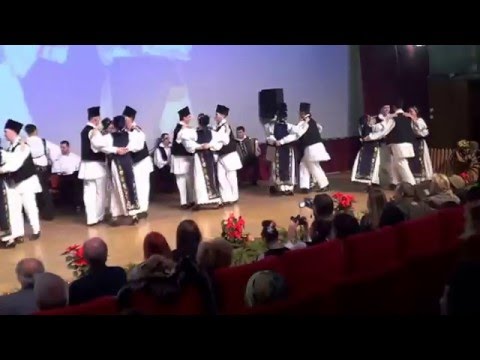 16.12.2015- Ansamblul folcloric „Bârzava” - Spectacolul ,,Dor de viata satului"/ 8