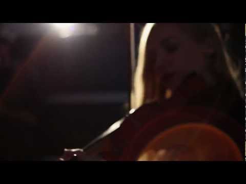 A Splash of Warm Music (featuring Andrea Brown)