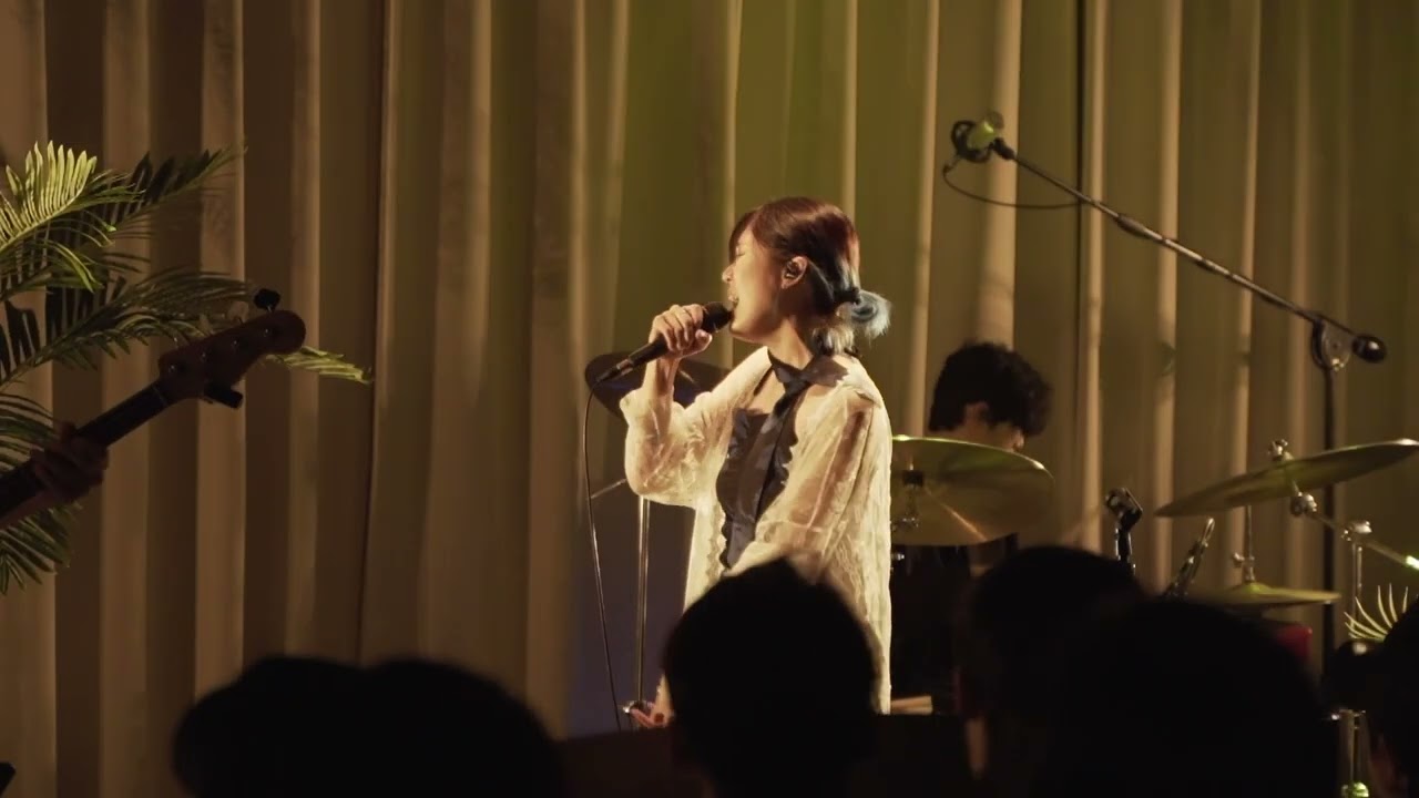 Live Clip 4