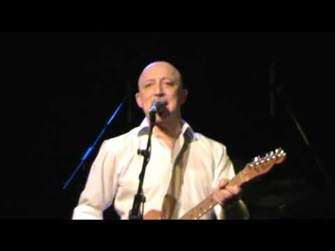 download lagu mp3 mp4 David Wilcox Saskatoon, download lagu David Wilcox Saskatoon gratis, unduh video klip David Wilcox Saskatoon