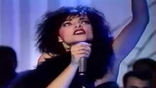 NINA HAGEN - HOLD ME