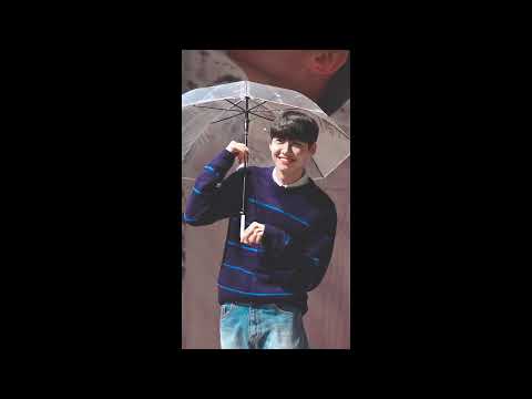 200105 이진혁 화보집 팬싸인회 - 진혁이가 GS우산을 들면 생기는 일 (LEE JINHYUK FANCAM)